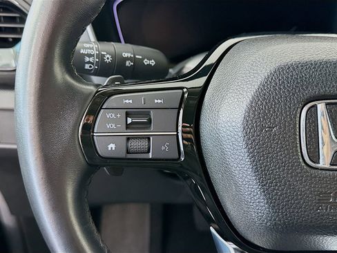 Certified 2024 Honda Pilot EX-L image 11