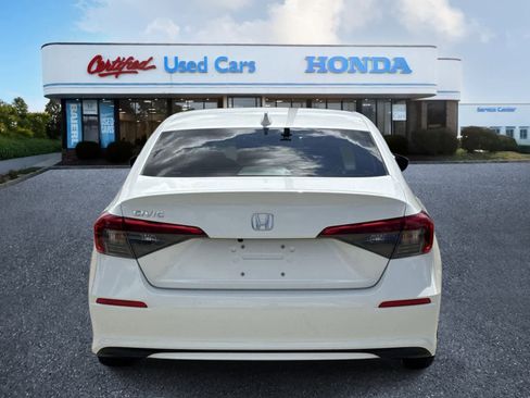 Used 2023 Honda Civic LX image 4