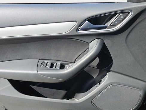 Used 2018 Audi Q3 2.0T Premium image 20