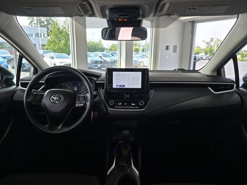 Used 2024 Toyota Corolla LE FWD image 33