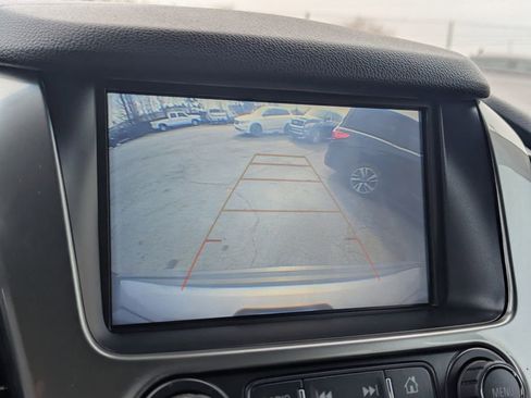 Used 2019 Chevrolet Tahoe LT image 23