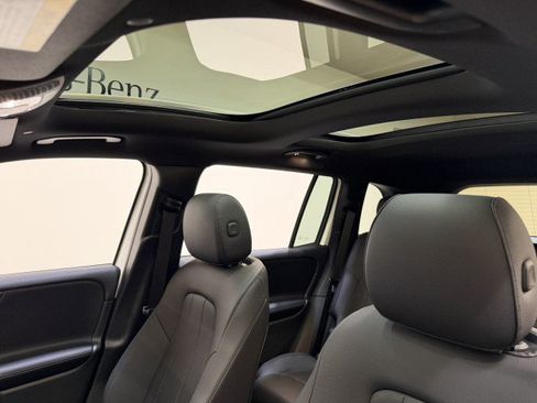 Used 2026 Mercedes-Benz GLB 250 image 13