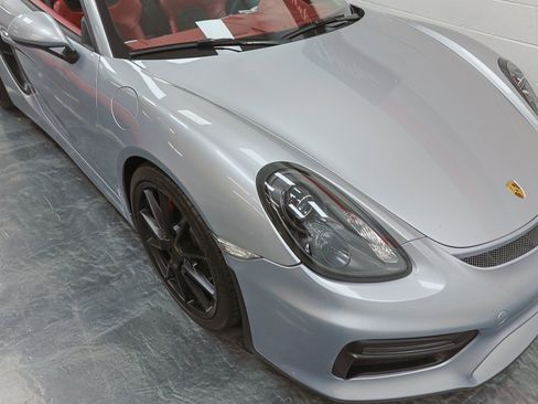 Used 2016 Porsche Boxster Spyder image 30