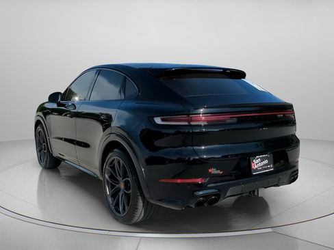 Used 2024 Porsche Cayenne S AWD/4WD image 22