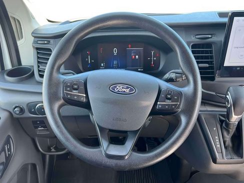 Used 2026 Ford Transit 250 Low Roof RWD image 19
