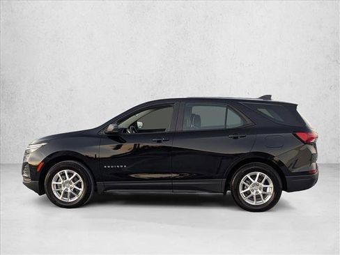 Used 2024 Chevrolet Equinox LS w/ Driver Confidence II Package FWD image 9