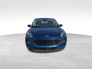 Used 2022 Ford Escape SE w/ Cold Weather Package video 2