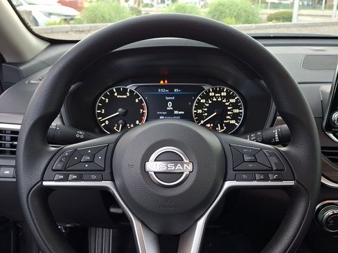 New 2026 Nissan Altima 2.5 SV AWD/4WD image 14
