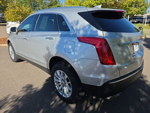 Used 2018 Cadillac XT5 FWD image 4
