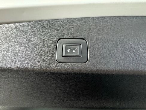 Used 2023 Buick Encore GX Select w/ Sport Touring Package image 28