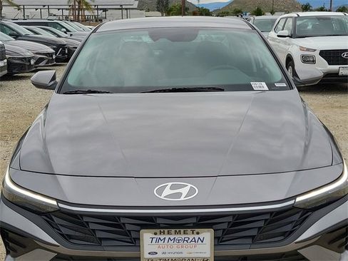 New 2026 Hyundai Elantra SE image 21
