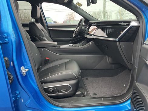 Used 2025 Jeep Wagoneer S Limited image 33