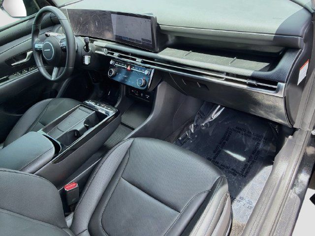 Used 2025 Hyundai Tucson SEL AWD/4WD image 14