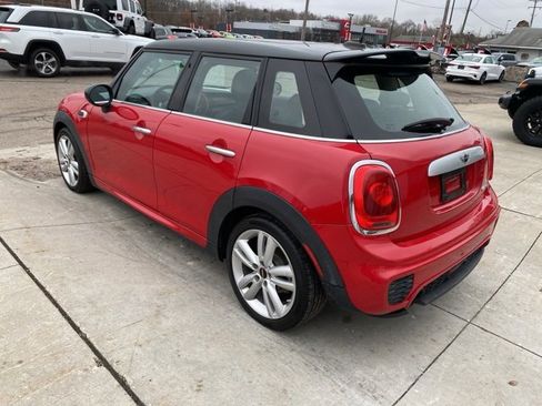 Used 2015 MINI Cooper 4-Door Hardtop image 6