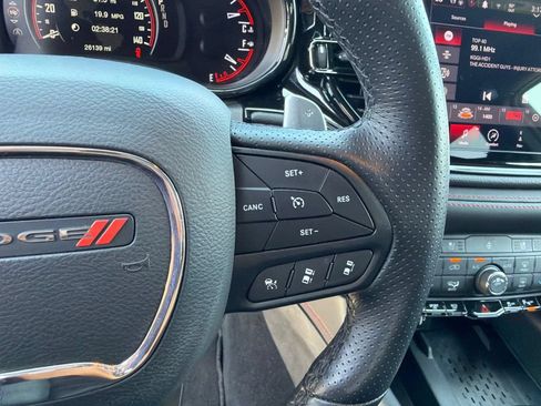 Used 2025 Dodge Durango GT AWD/4WD image 17