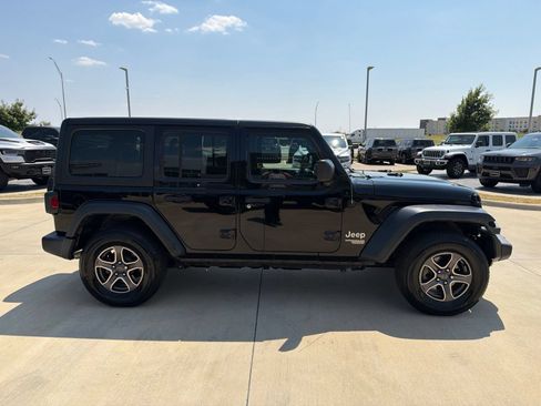 Used 2020 Jeep Wrangler Unlimited Sport S AWD/4WD image 6