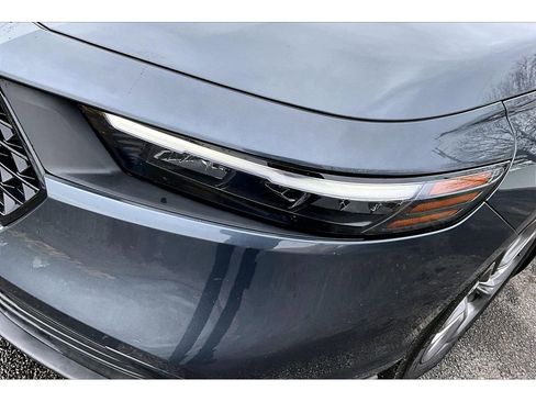 Used 2024 Honda Accord EX image 33