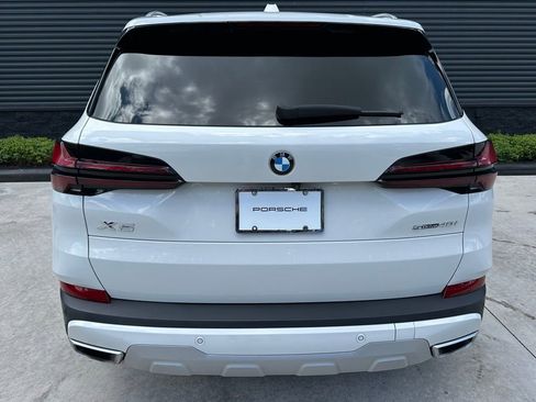 Used 2024 BMW X5 sDrive40i w/ Parking Assistance Package RWD image 12