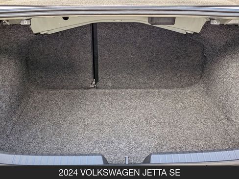Used 2024 Volkswagen Jetta SE FWD image 23