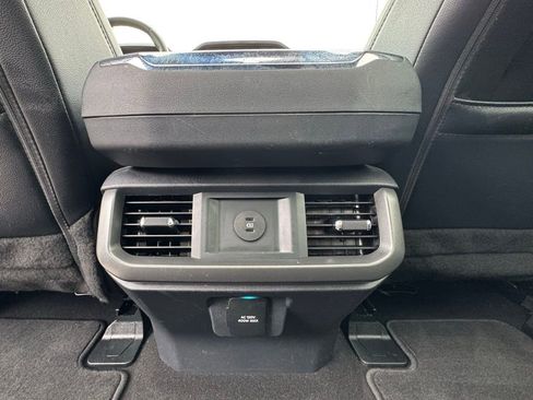 Used 2025 Ford F150 Lariat AWD/4WD image 39