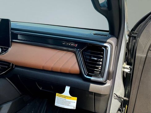 New 2026 GMC Canyon AT4 AWD/4WD image 32