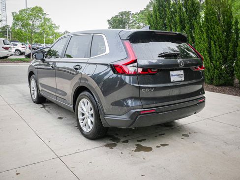 Used 2024 Honda CR-V EX-L image 9
