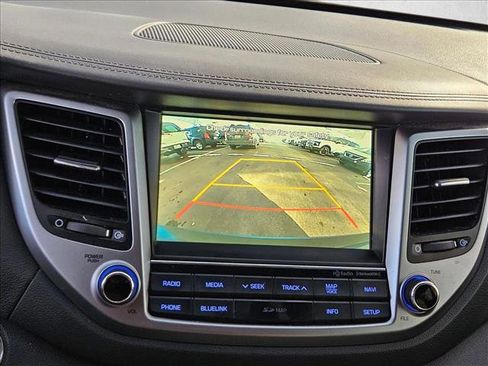 Used 2016 Hyundai Tucson Limited image 16