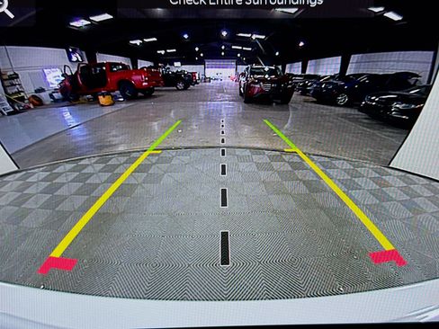 Used 2024 Jeep Grand Cherokee Altitude image 18