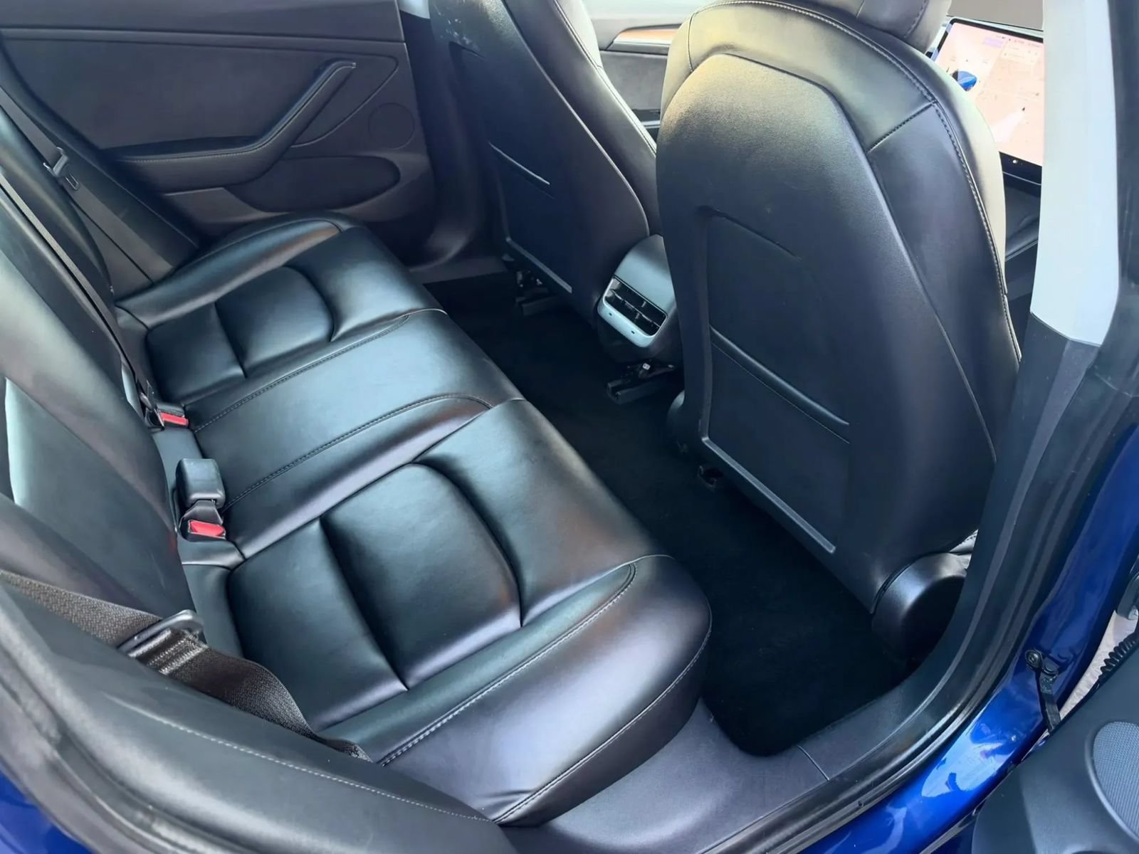 Used 2021 Tesla Model 3 Standard Range Plus RWD image 18