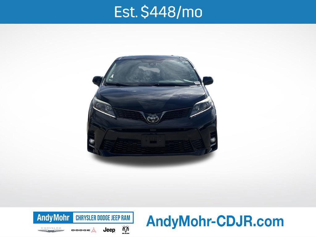 Used 2020 Toyota Sienna SE FWD image 2