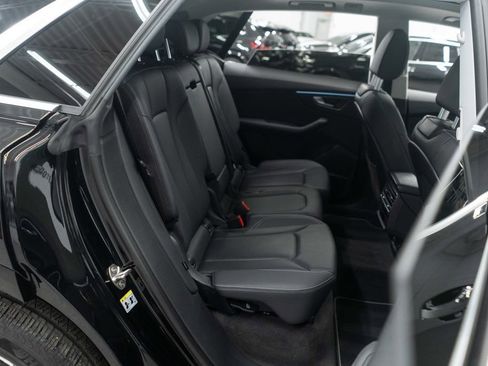 Used 2023 Audi Q8 Premium Plus w/ Premium Plus Package image 13