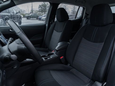 Used 2022 Nissan Leaf SV Plus image 18