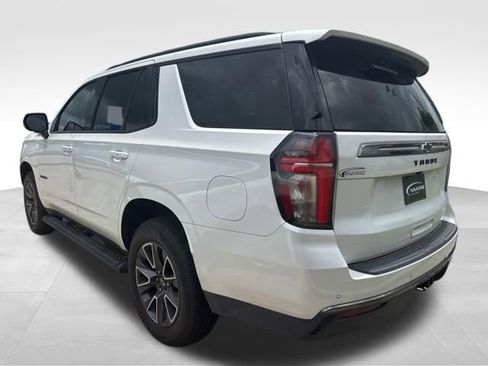 Used 2022 Chevrolet Tahoe Z71 w/ Luxury Package AWD/4WD image 10