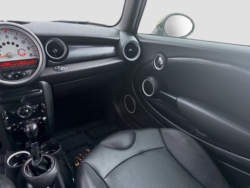 Used 2014 MINI Cooper S FWD image 18