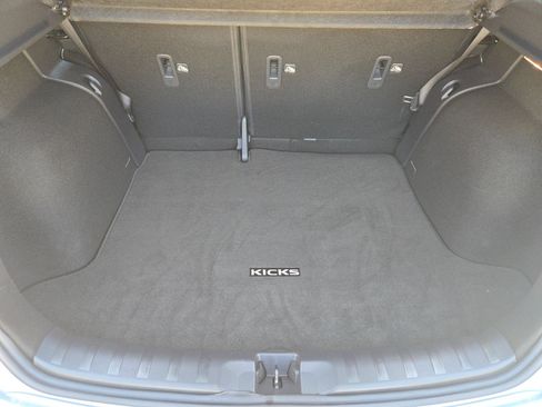 Used 2024 Nissan Kicks SR w/ SR Premium Package FWD image 24
