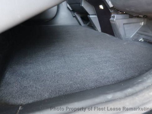 Used 2024 Tesla Cybertruck AWD Crew Cab image 20