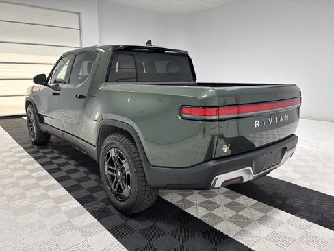 Used 2023 Rivian R1T Adventure image 3