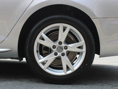 Used 2018 Audi A4 2.0T Ultra Premium image 26