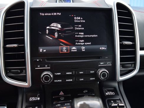Used 2017 Porsche Cayenne GTS AWD/4WD image 39