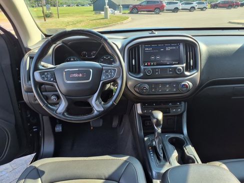 Used 2022 GMC Canyon AT4 w/ Trailering Package image 13