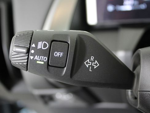 New 2026 BMW X3 xDrive30 w/ M Sport Package image 28