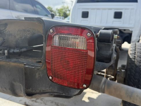 Used 2018 RAM 5500 Tradesman w/ Power & Remote Entry Group AWD/4WD image 9