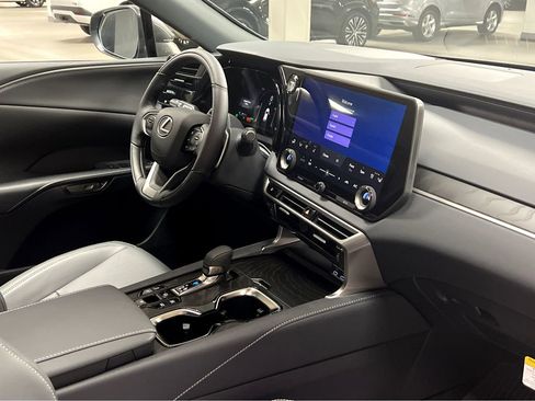 New 2026 Lexus RX 450h AWD image 33