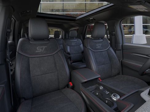 New 2026 Ford Explorer ST image 10