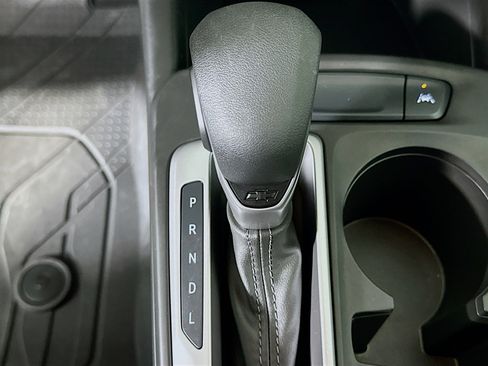 Used 2024 Chevrolet Trax LS w/ LS Convenience Package image 24