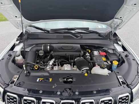 Certified 2025 Jeep Compass Limited w/ Elite Group AWD/4WD image 21