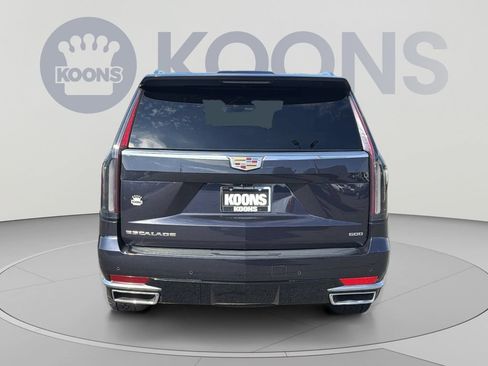 Used 2023 Cadillac Escalade Premium Luxury w/ Performance Package AWD/4WD image 5