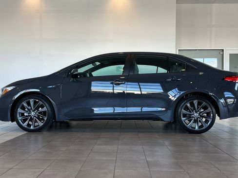 Certified 2025 Toyota Corolla SE w/ Convenience Package image 7