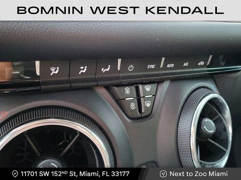 Used 2021 Chevrolet Blazer LT image 19