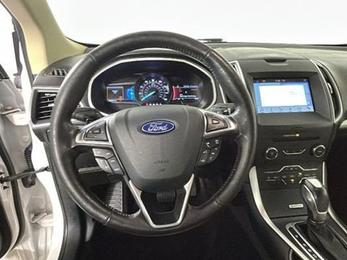 Used 2018 Ford Edge SEL w/ Equipment Group 201A AWD/4WD image 15